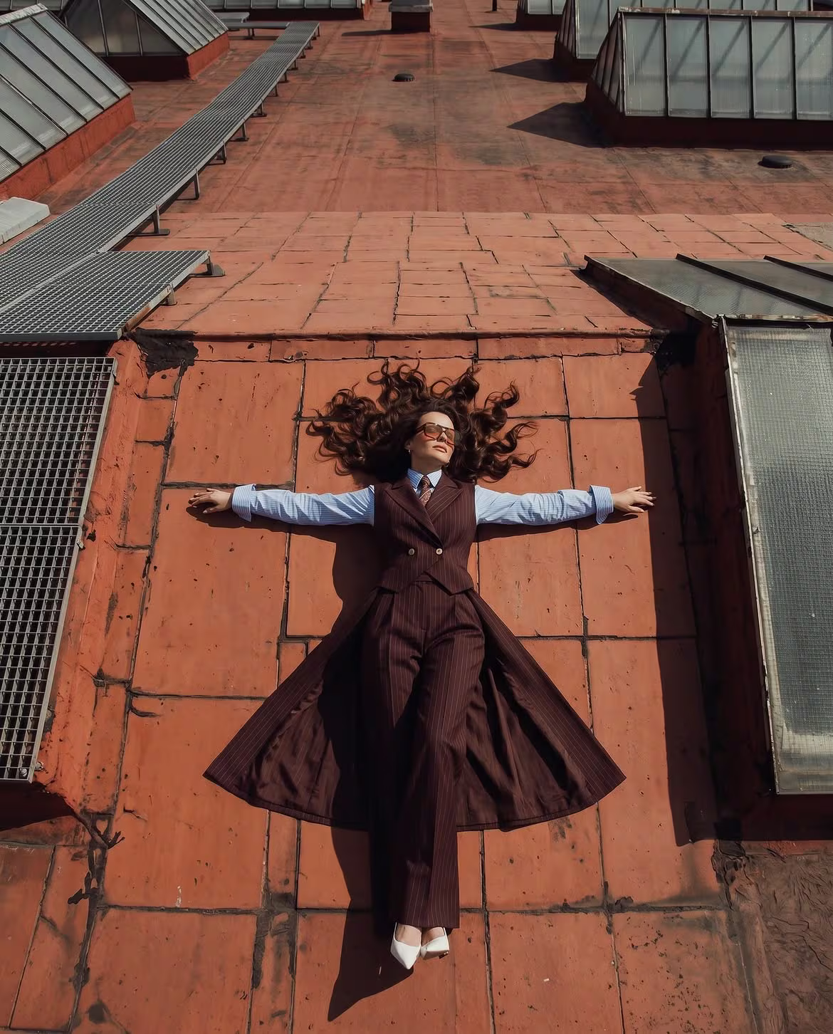 VANTA tailoring editorial, campaign frame 04